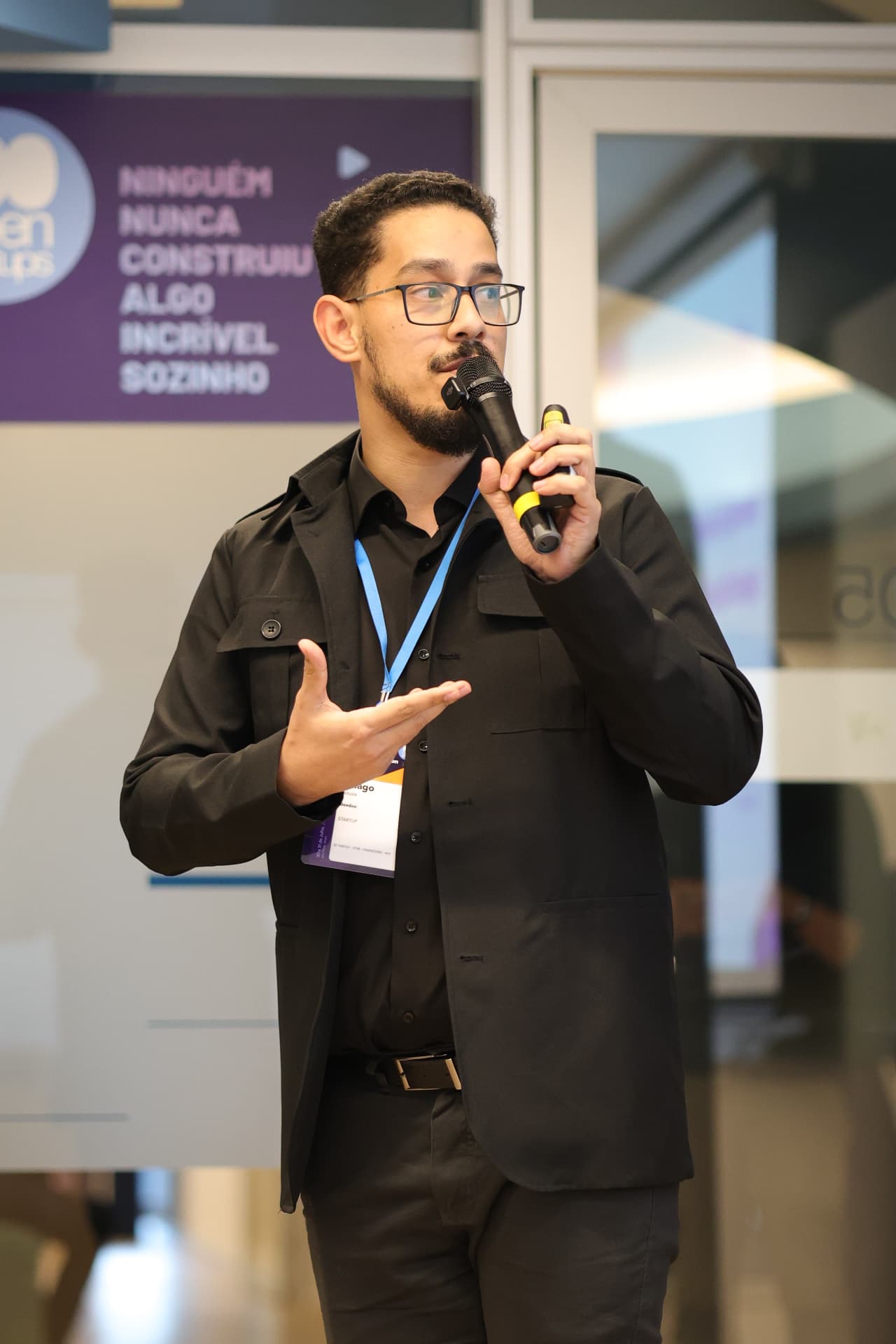 Apresentação do case Olos e Beedoo no congresso de Open Innovation